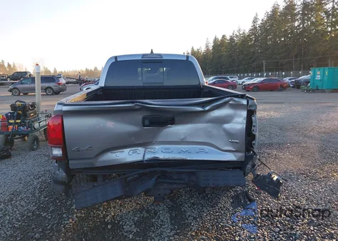 2020 Toyota Tacoma Double Cab z USA, uszkodzony, nr VIN 3TMDZ5BN8LM084650